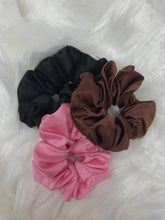 Load image into Gallery viewer, Silk Scrunchie
